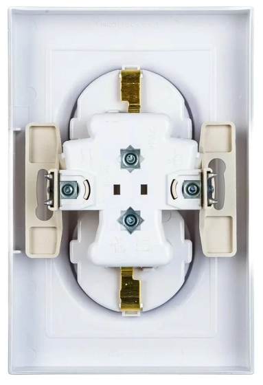 Розетка Systeme Electric AtlasDesign ATN000124 с/з