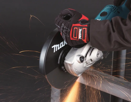 Угловая шлифмашина (болгарка) Makita GA9020SF