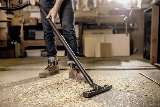 Пылесос Karcher WD 3 P (1.628-175.0) с розеткой для электроинструмента