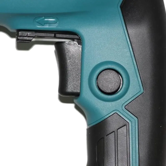 Дрель безударная Makita MT M6002B