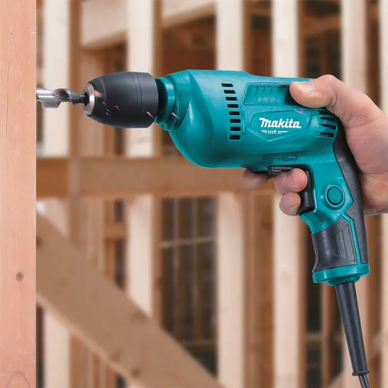 Дрель безударная Makita MT M6002B