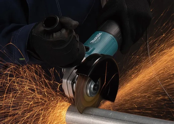 Угловая шлифмашина (болгарка) Makita MT M9511RB