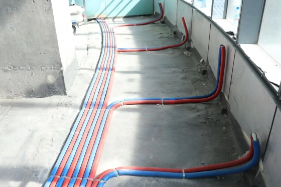 Теплоизоляция для труб ENERGOFLEX SUPER PROTECT красная 22х4 мм 11 м