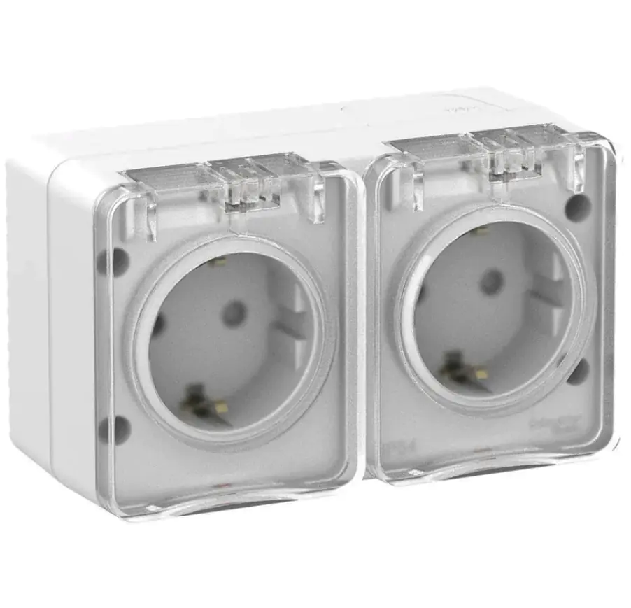 Розетка IP54 Systeme Electric AtlasDesign ATN540126 с/з